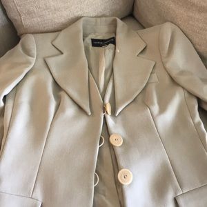 New tan size 2 GIORGIO Armani blazer
